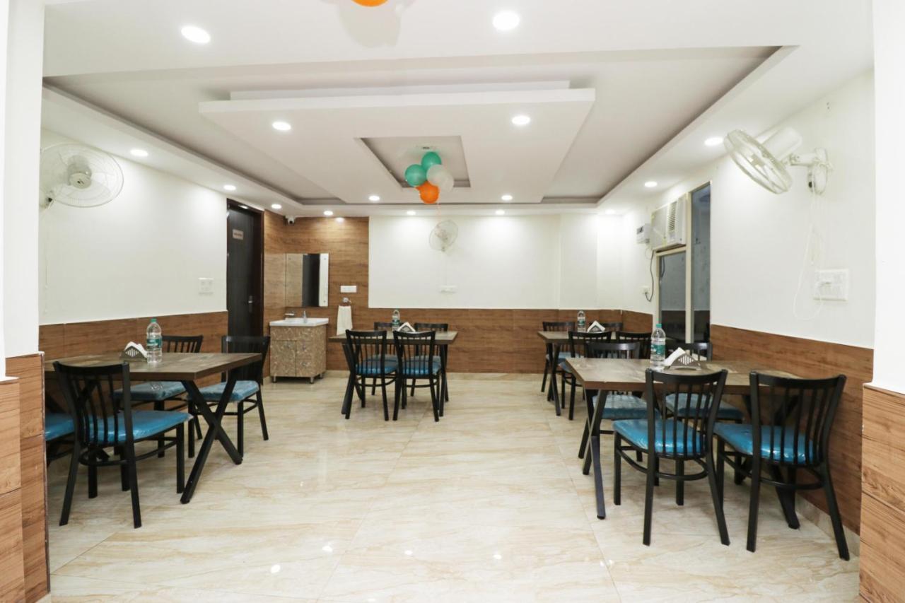 Airport Hotel Shivaka Inn New Delhi Exterior photo